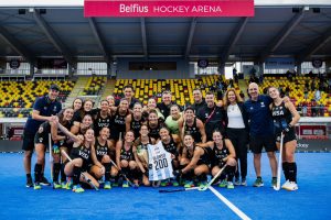 Las Leonas ganaron y avanzaron como líderes del Grupo B
