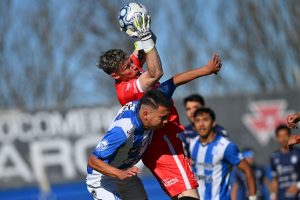 AGÓNICO Y NECESARIO TRIUNFO DEL ALBO EN MONTE MAÍZ